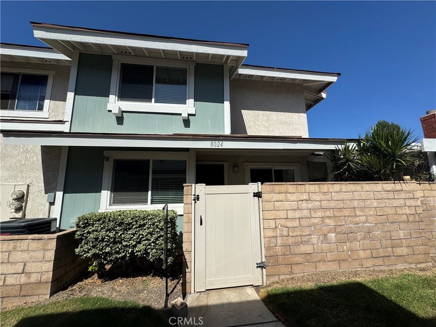 Remodeled 2 Bed 1.5 bath townhouse style condo in Buena Park. Updated kitchen, Quartz countertops, electric cooktop, central AC, recessed lights, double panel windows, all bedroom upstairs. 2 car garages. Located just minutes from Buena Park Downtown mall, Knott’s berry farm, Porto bakery, with easy access to the freeway 5 and 91.
