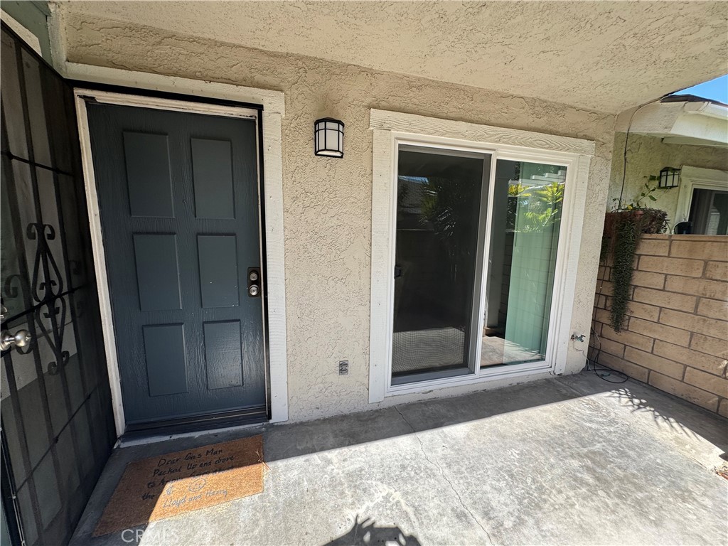 Unknown - Residential Lease