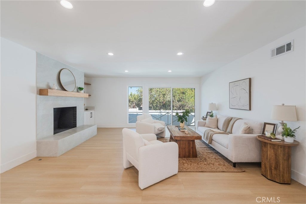 30 Santa Bella Rd