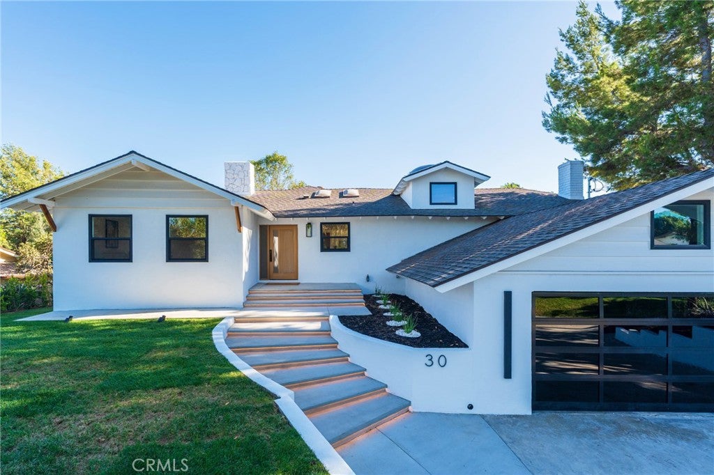 30 Santa Bella Rd