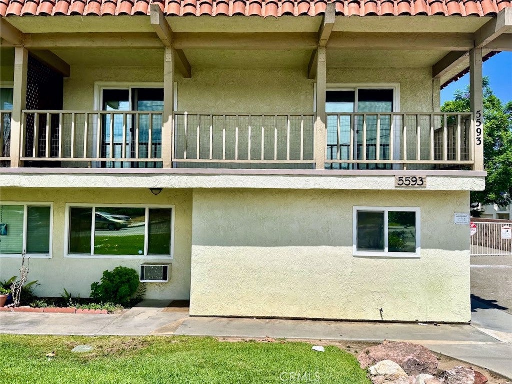 5593 Pioneer Boulevard