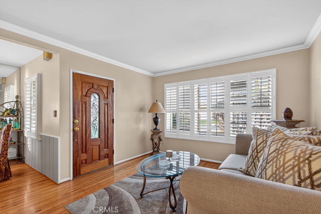 2430 San Francisco Avenue