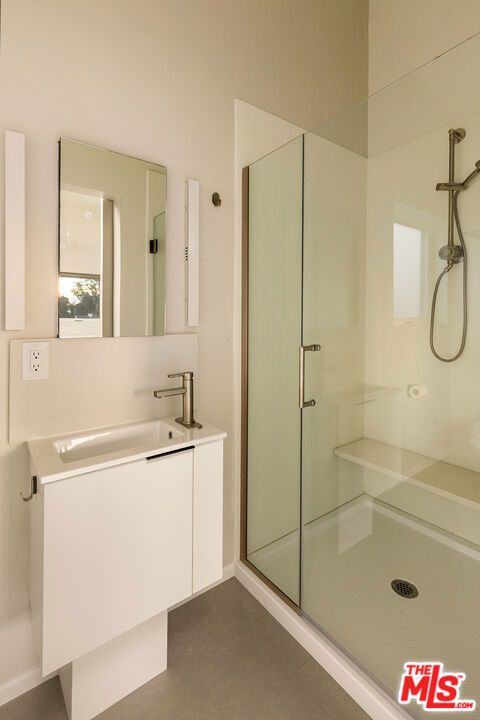 Tiny photo for 161 N Garden Street, Ventura, CA 93001 (MLS # 25629449)