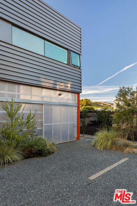 Tiny photo for 161 N Garden Street, Ventura, CA 93001 (MLS # 25629449)