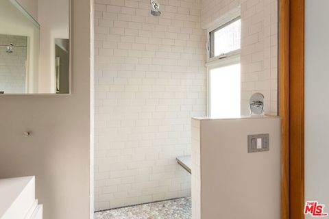 Tiny photo for 161 N Garden Street, Ventura, CA 93001 (MLS # 25629449)