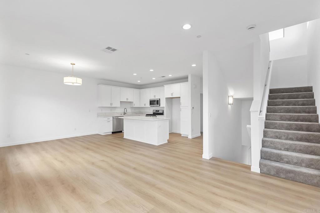 8587 Vista Azul Pl