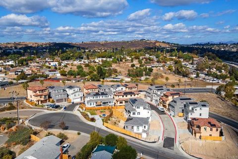 8587 Vista Azul Pl Lemon Grove CA 91945