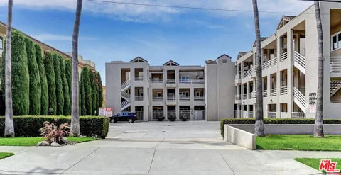 2604 E 20th Street Unit 205E, Signal Hill, CA 90755 - MLS#: 26991059
