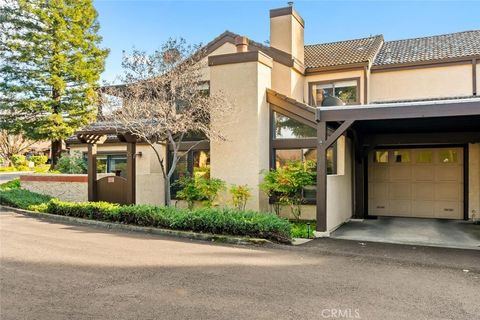 Photo of 26 Sierra Lakeside Lane, Chico, CA 95928 (MLS # SN26025780)