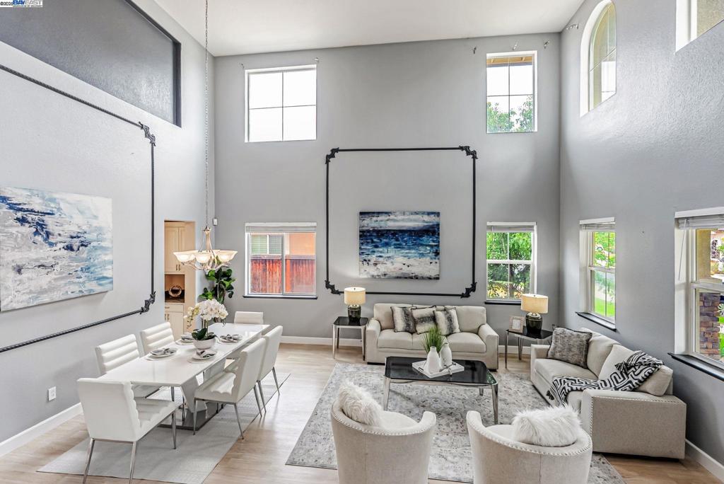 BRENTWOOD - Residential