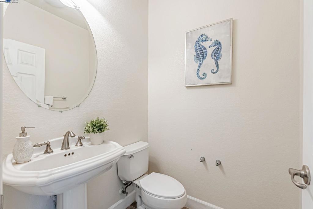 BRENTWOOD - Residential