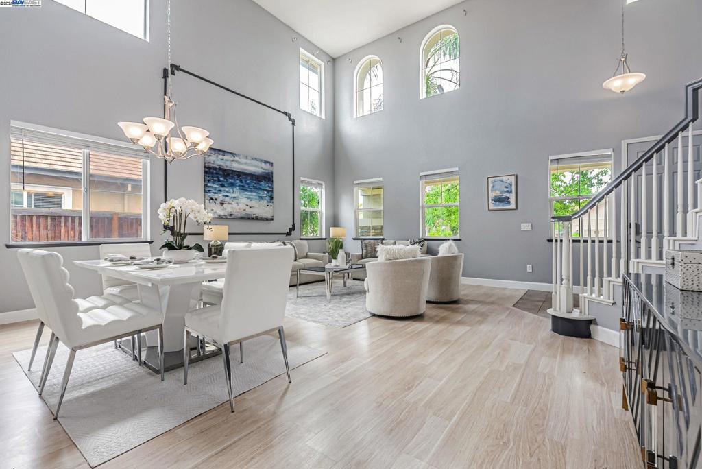 BRENTWOOD - Residential