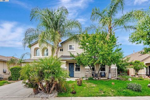 Photo of 141 Pescara Blvd Blvd, Brentwood, CA 94513 (MLS # 41115885) Photo of 141 Pescara Blvd Blvd, Brentwood, CA 94513 (MLS # 41115885)
