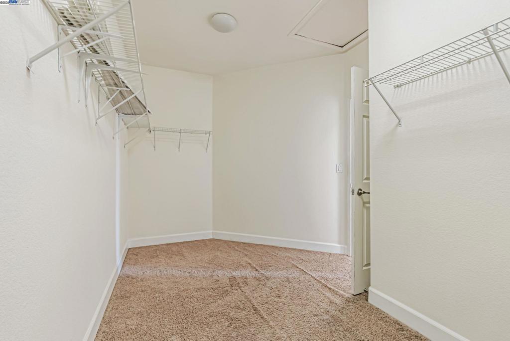 BRENTWOOD - Residential