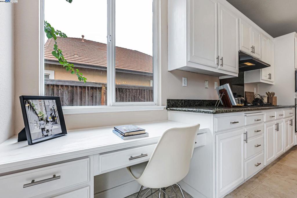 BRENTWOOD - Residential