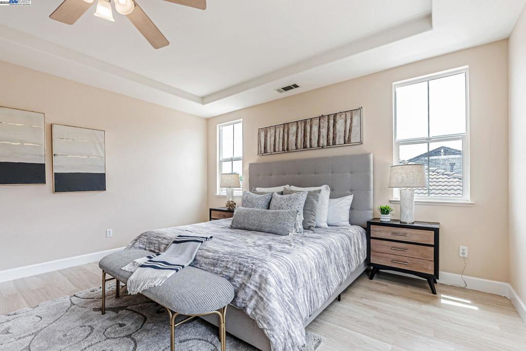 BRENTWOOD - Residential