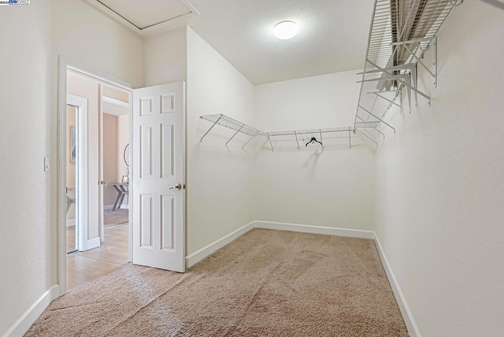 BRENTWOOD - Residential