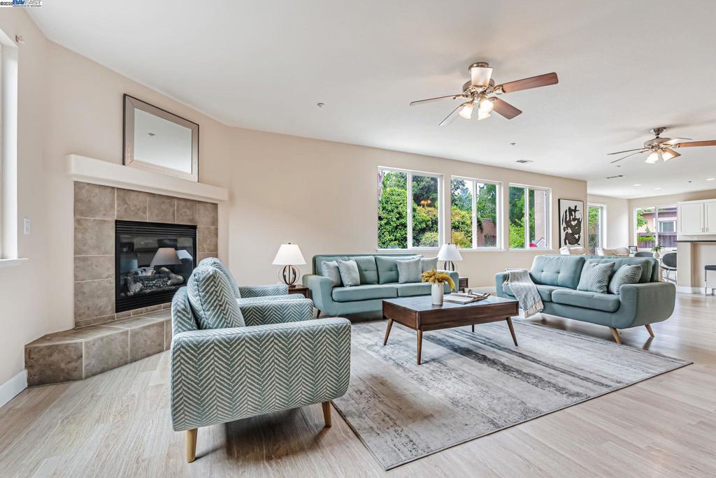 BRENTWOOD - Residential