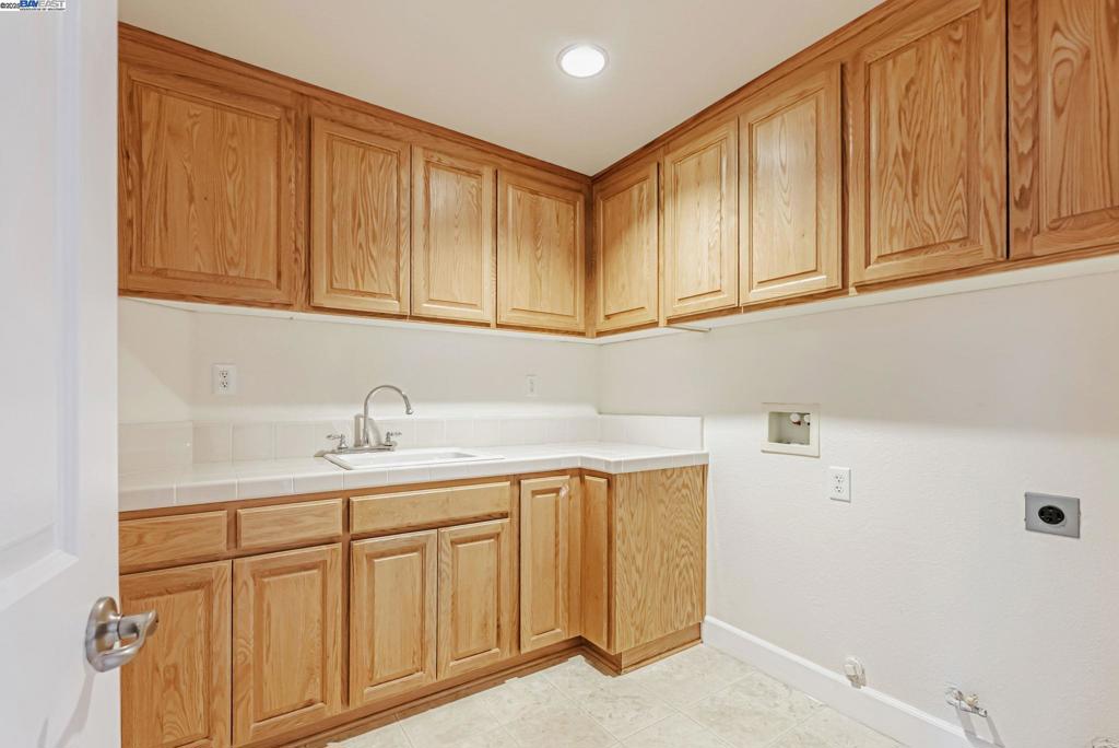 BRENTWOOD - Residential