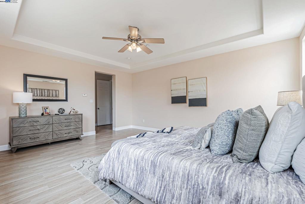 BRENTWOOD - Residential