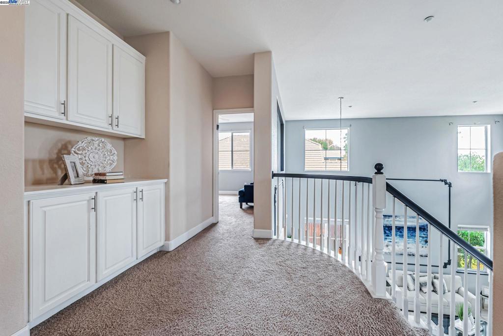 BRENTWOOD - Residential