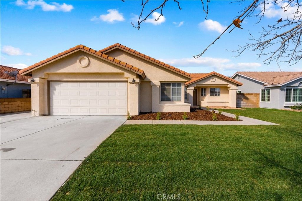 Photo of 38233 Pelion Court, Palmdale, CA 93550 (MLS # SR26039186)