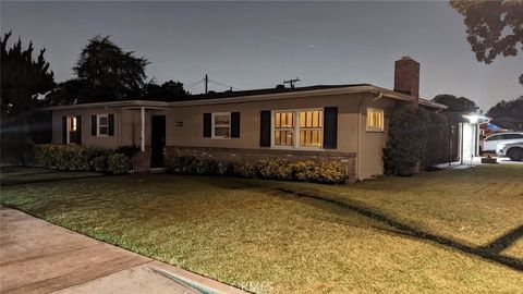 Photo of 8603 Laurel Avenue, Whittier, CA 90605 (MLS # PW25177278) Photo of 8603 Laurel Avenue, Whittier, CA 90605 (MLS # PW25177278)
