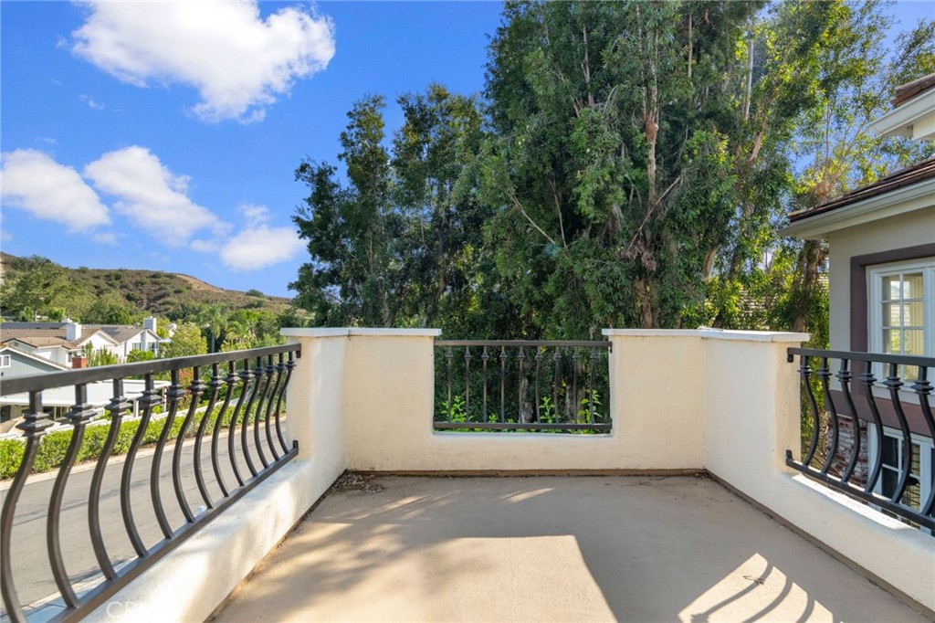East Hill (EH) - Residential