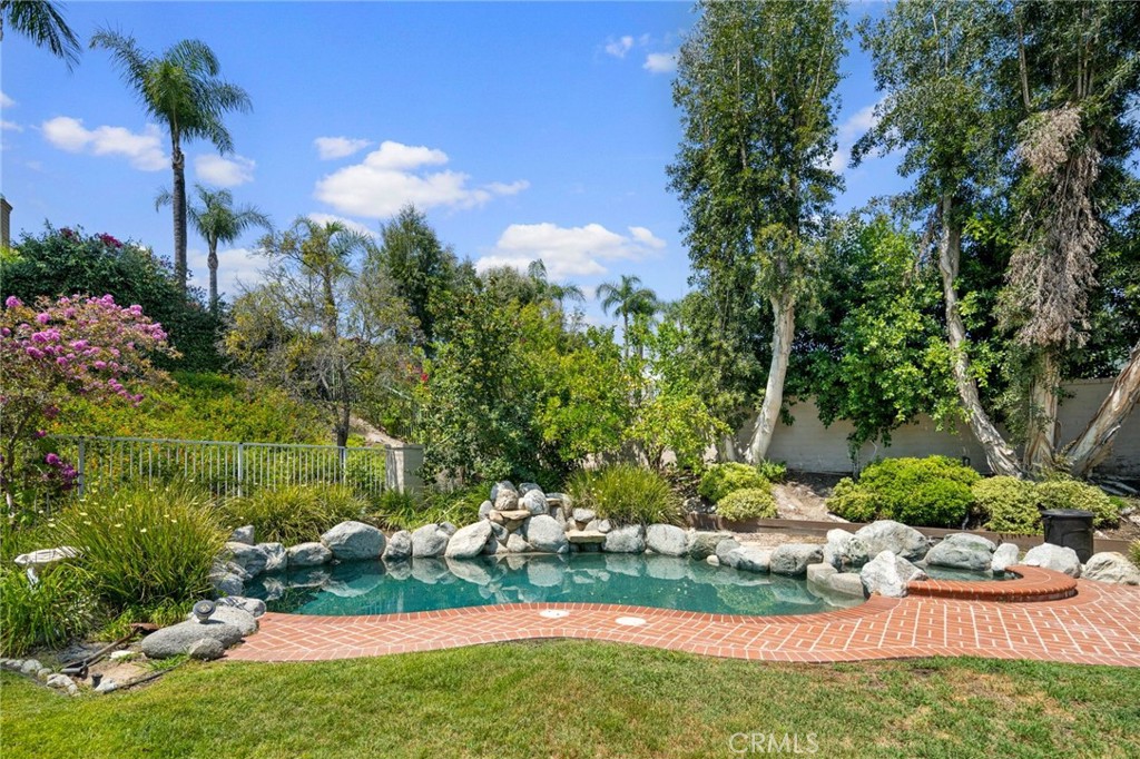 East Hill (EH) - Residential