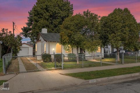 Photo of 616 Ray Street, Bakersfield, CA 93308 (MLS # V1-34641)