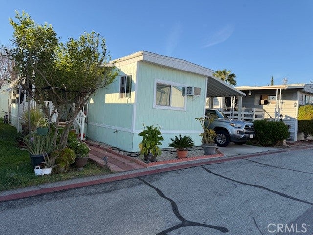 22111 Newport