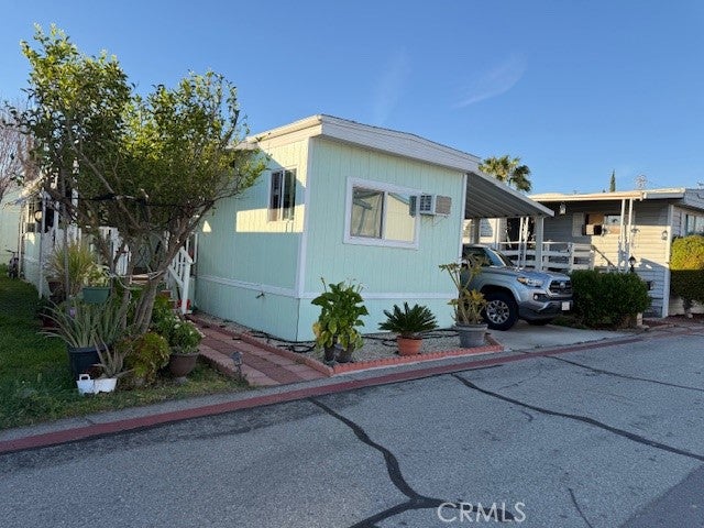 22111 Newport