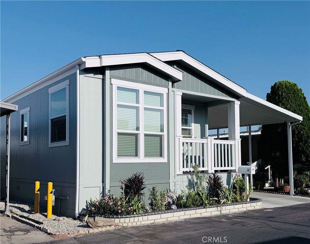 600 W GLADSTONE Street 45