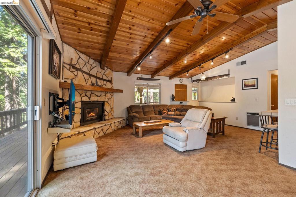 2119 Silverado Way