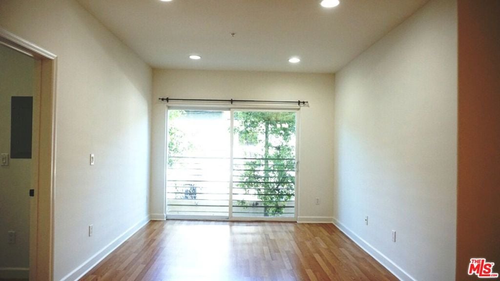 2311 W 10th Street 203