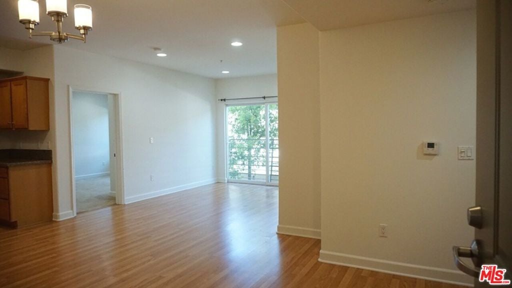 2311 W 10th Street 203, Los Angeles CA 90006