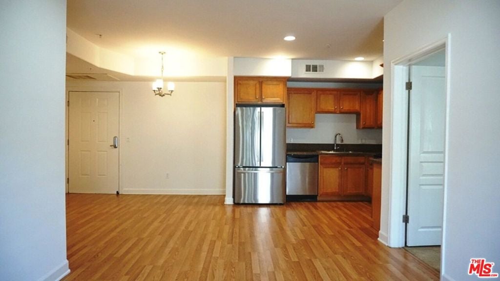 2311 W 10th Street 203