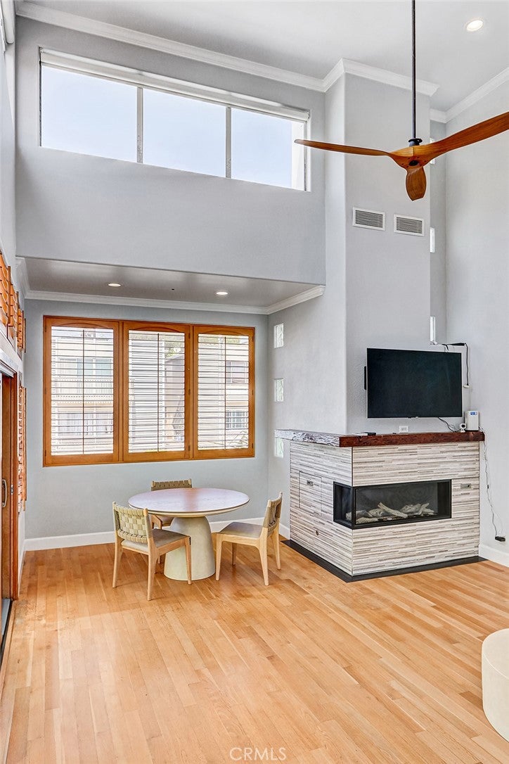 716 Manhattan Beach Boulevard