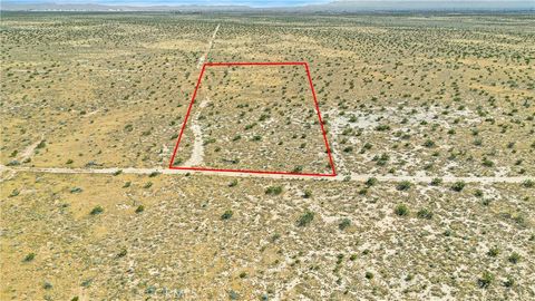 Photo of 0 Bryman, Adelanto, CA 92301 (MLS # HD26001266)