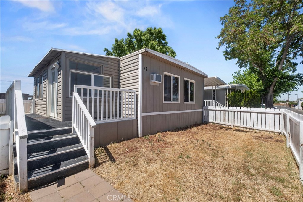 3157 E AVE I B2