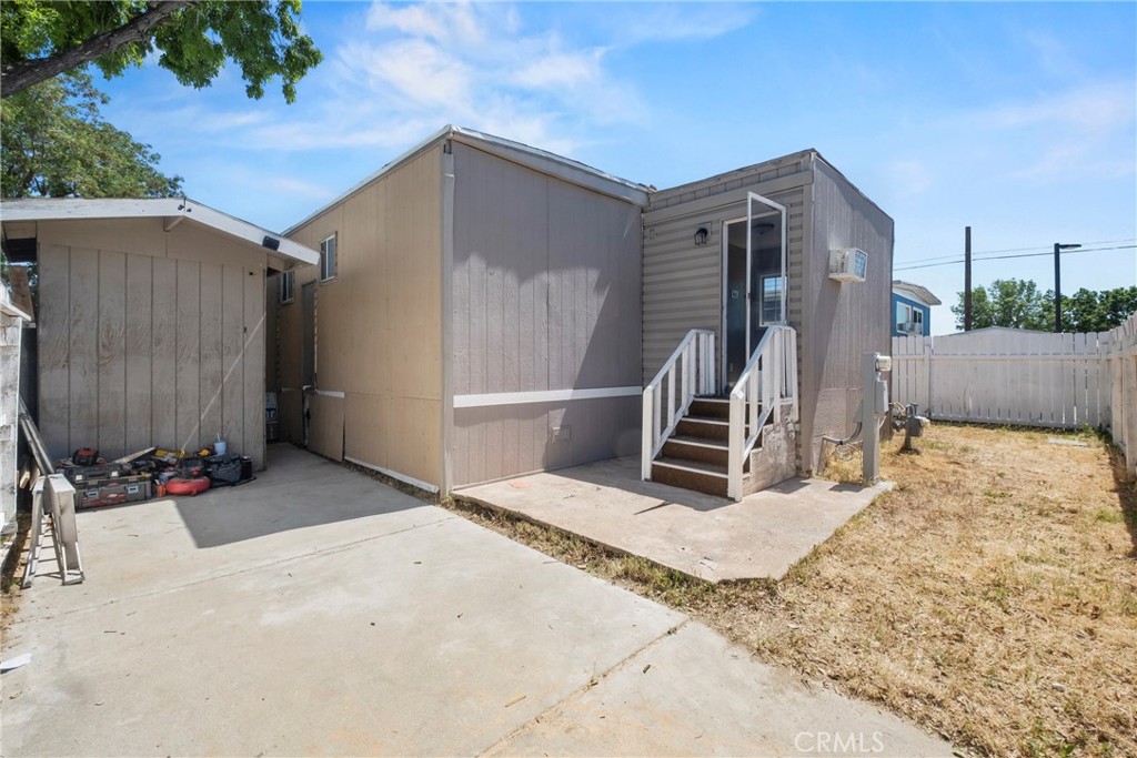 3157 E AVE I B2