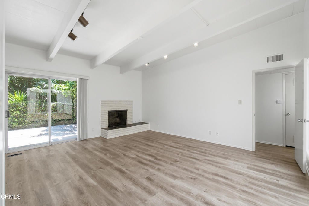 5476 Byron