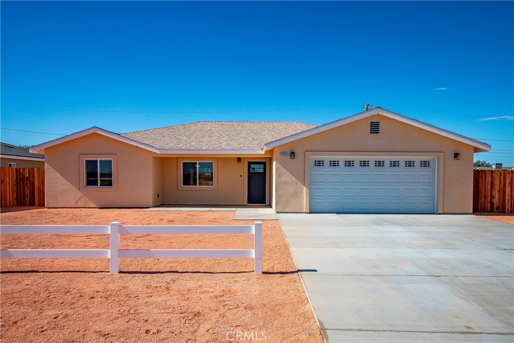 BRAND NEW CONSTRUCTION, BEAUTIFUL HOME!! Very spacious 3+2 with light and bright open floor plan. Upgraded vinyl plank flooring, ceiling fans and
upgraded fixtures throughout. Kitchen offers quartz countertops, large island adding additional seating, finger pull cabinets and stainless steel appliances
including refrigerator. Indoor laundry room features cabinets for additional storage and utility sink. Large fully fenced backyard features a covered patio. 2 car garage with good size driveway. Spacious lot with RV potential. Paid off solar system and brand new septic system. A MUST SEE!!!!