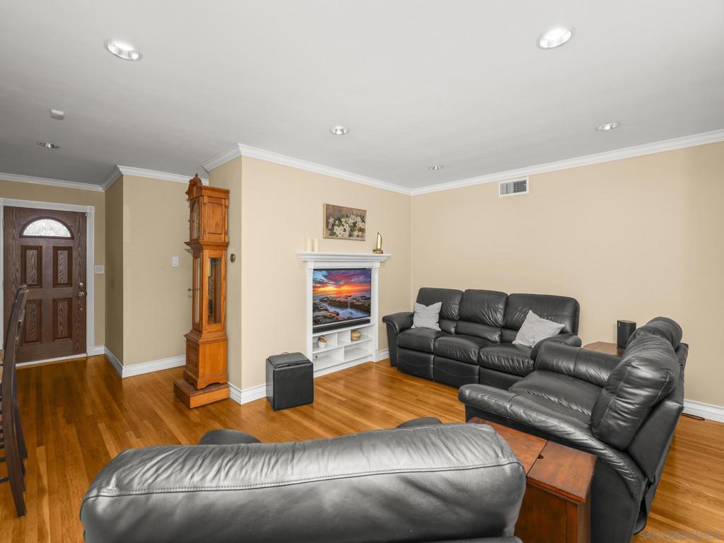 672 Brockwood Dr.