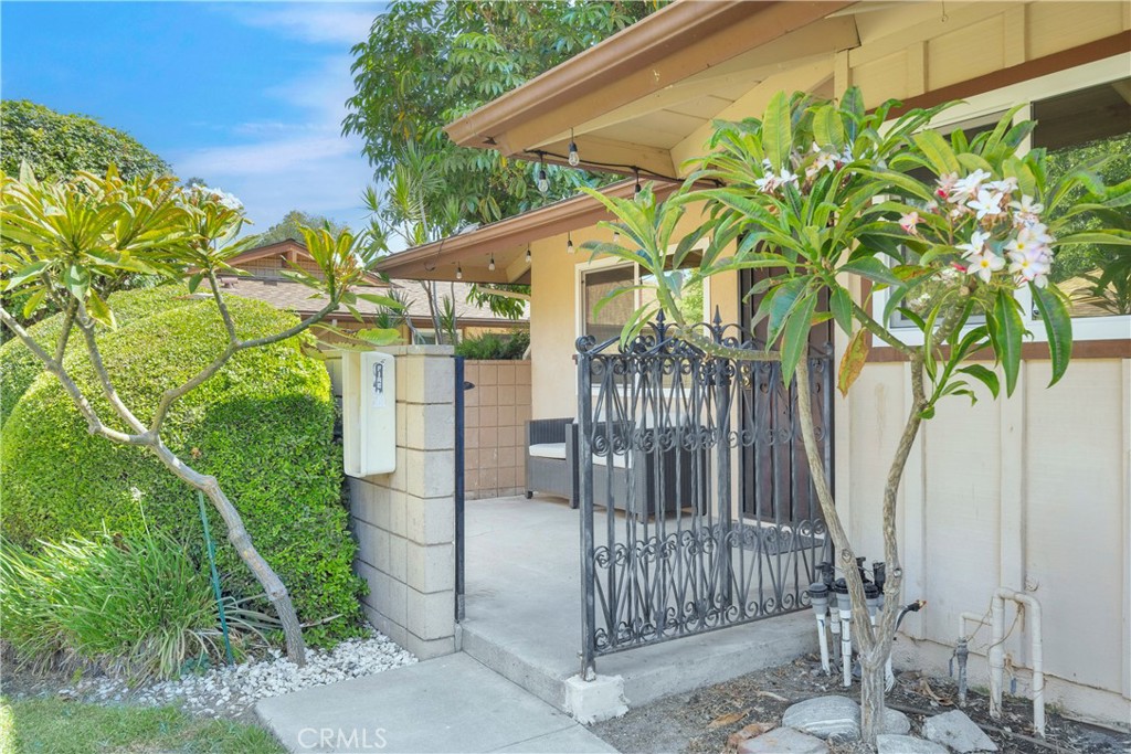 1776 E Commonwealth Avenue 101