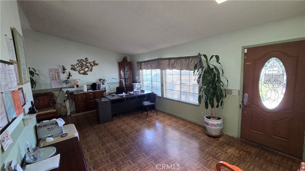 14262 La Mesa Rd