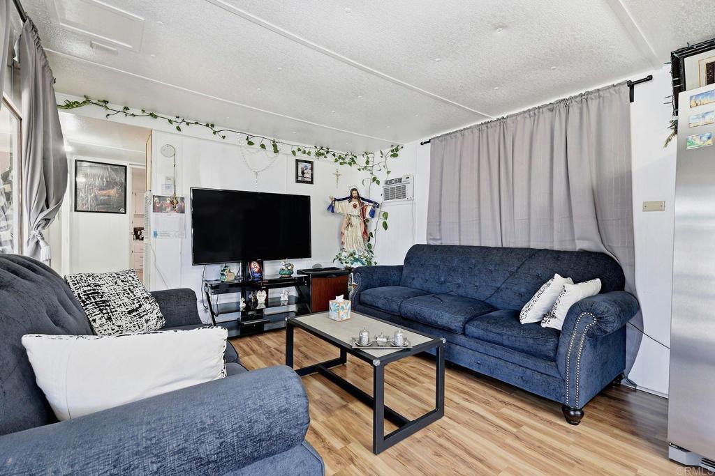 1174 E Main Street 2