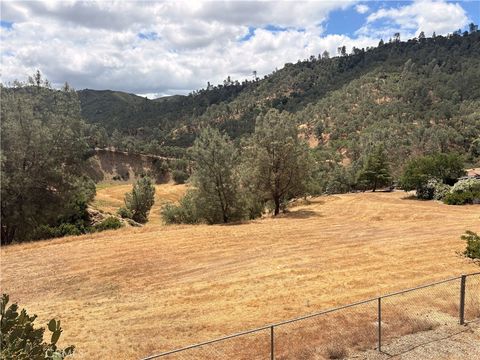 Tiny photo for 4656 Blue Lupine LN, Paso Robles, CA 93446 (MLS # NS26115361)