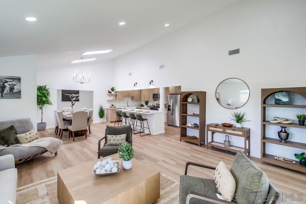 Ramona - Residential