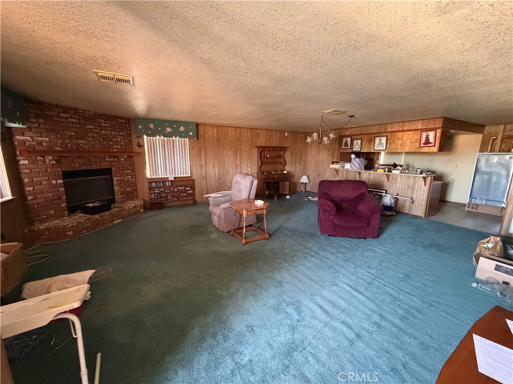15976 Acoma